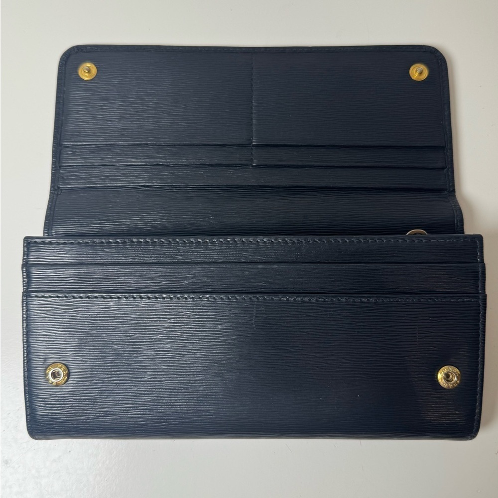 Prada Saffiano Lux Leather Continental Wallet with Gold Hardware - Picture 8 of 16
